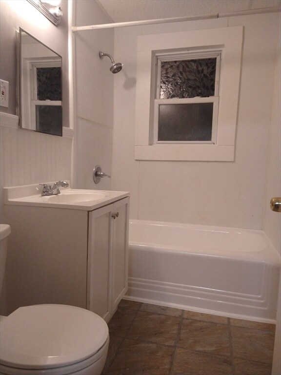 Foto del edificio - 6 Brandon Rd