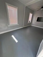 Building Photo - 1512 J H Clouser St