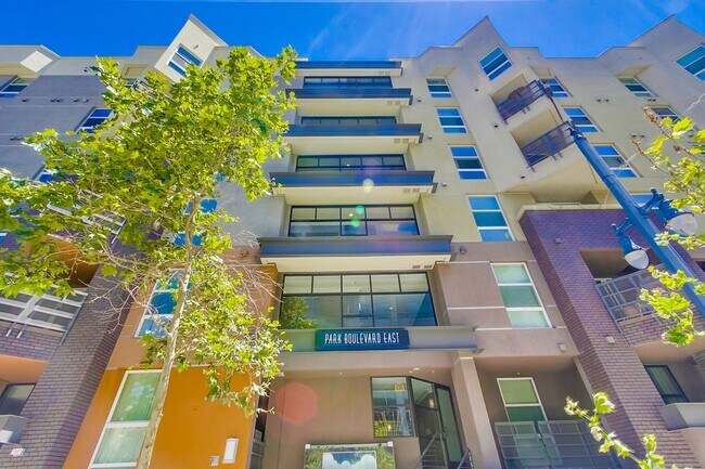Building Photo - 1225 Island Ave #513