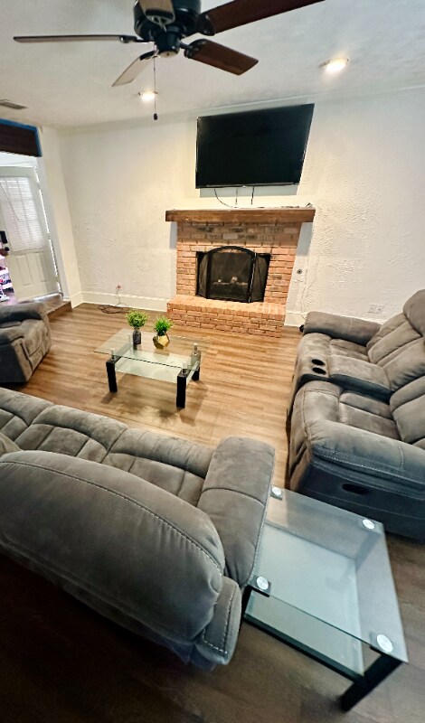 Foto del edificio - 1 Spring Cove
