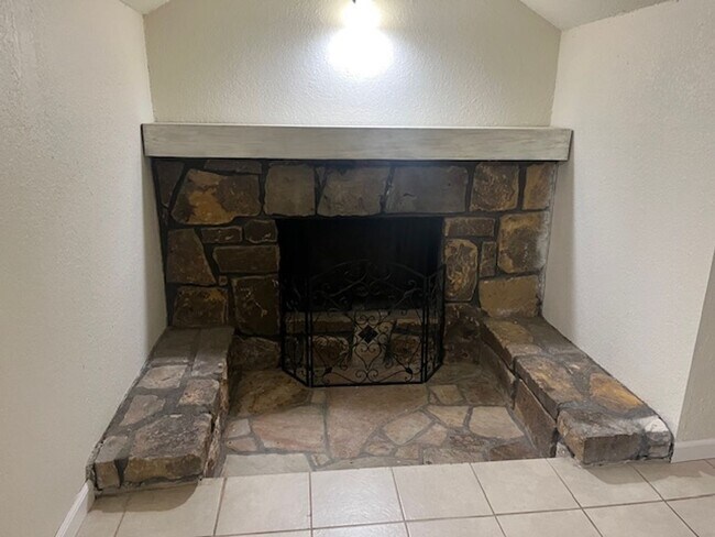 Foto del edificio - All Bills Paid/ Fully Furnished