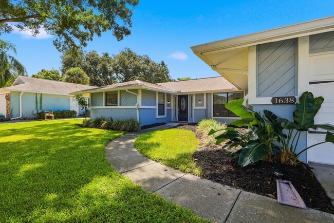 Building Photo - 1638 Spottswood Cir