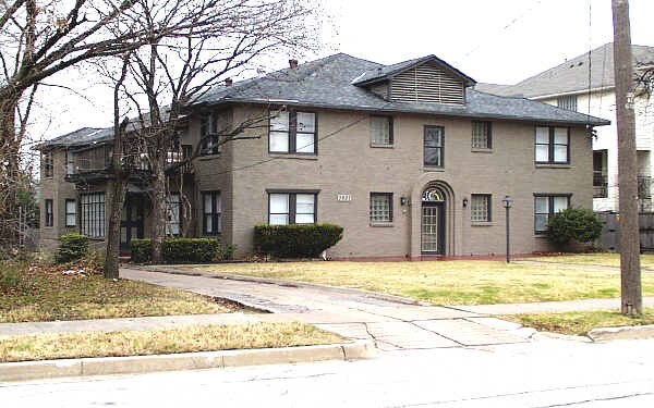 Primary Photo - 3927 Cole Ave