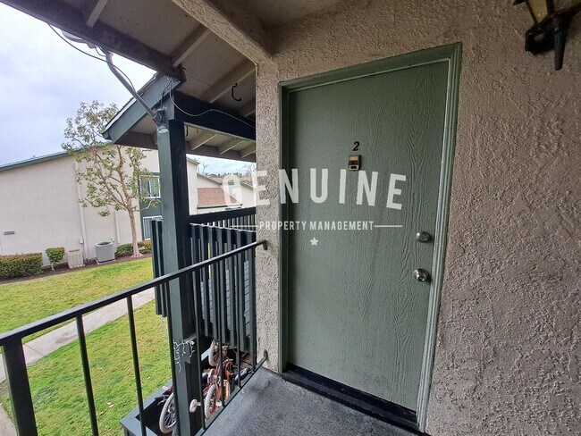Building Photo - $500 off 1st Month ~ Recently Remodeled 3 ...