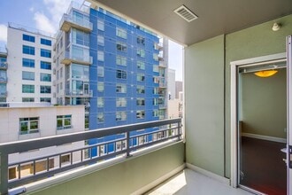 Building Photo - 1580 Union St