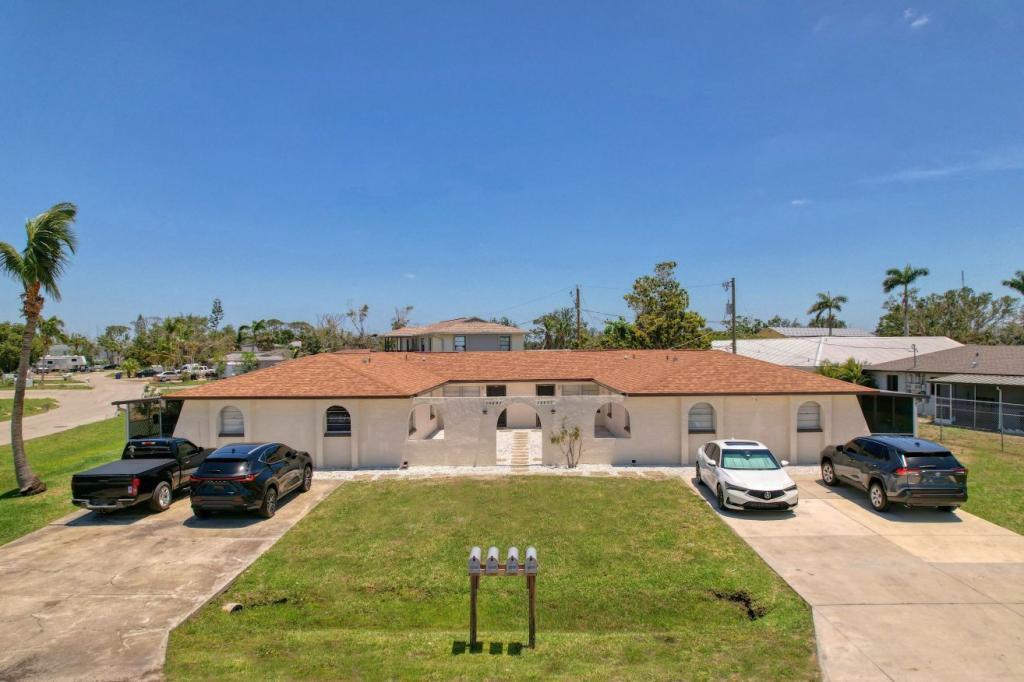 Primary Photo - 16891 Carmen Ave