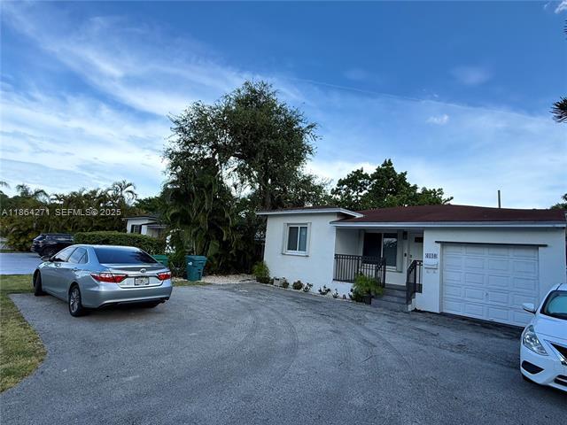 Foto del edificio - 6110 Coral Wy