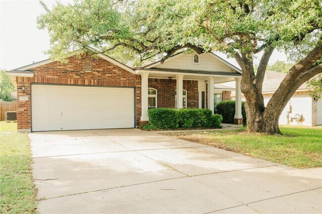 Foto del edificio - 17506 Bottle Springs Ln