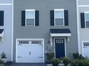 Building Photo - 303 Bait Rd
