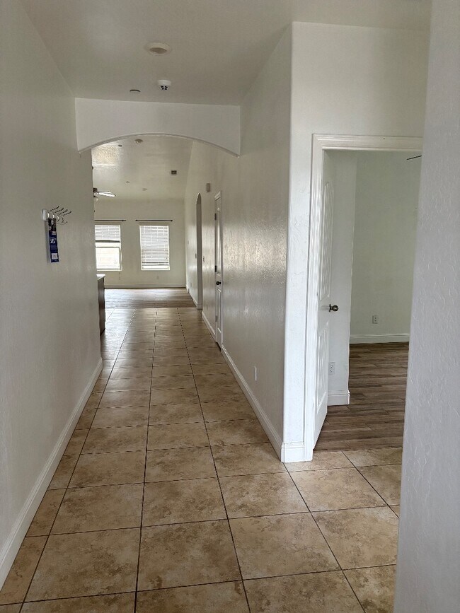 Foto del edificio - 3806 N Alamos Ave