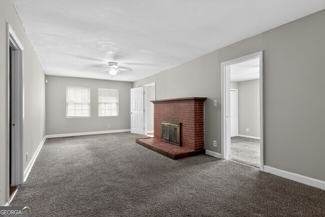 Foto del edificio - 2628 Butner Rd