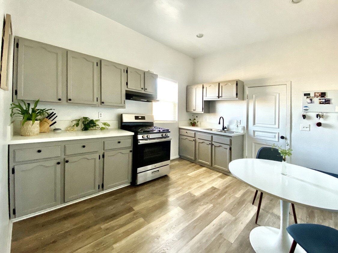 Foto principal - 1441 Pleasant Ave