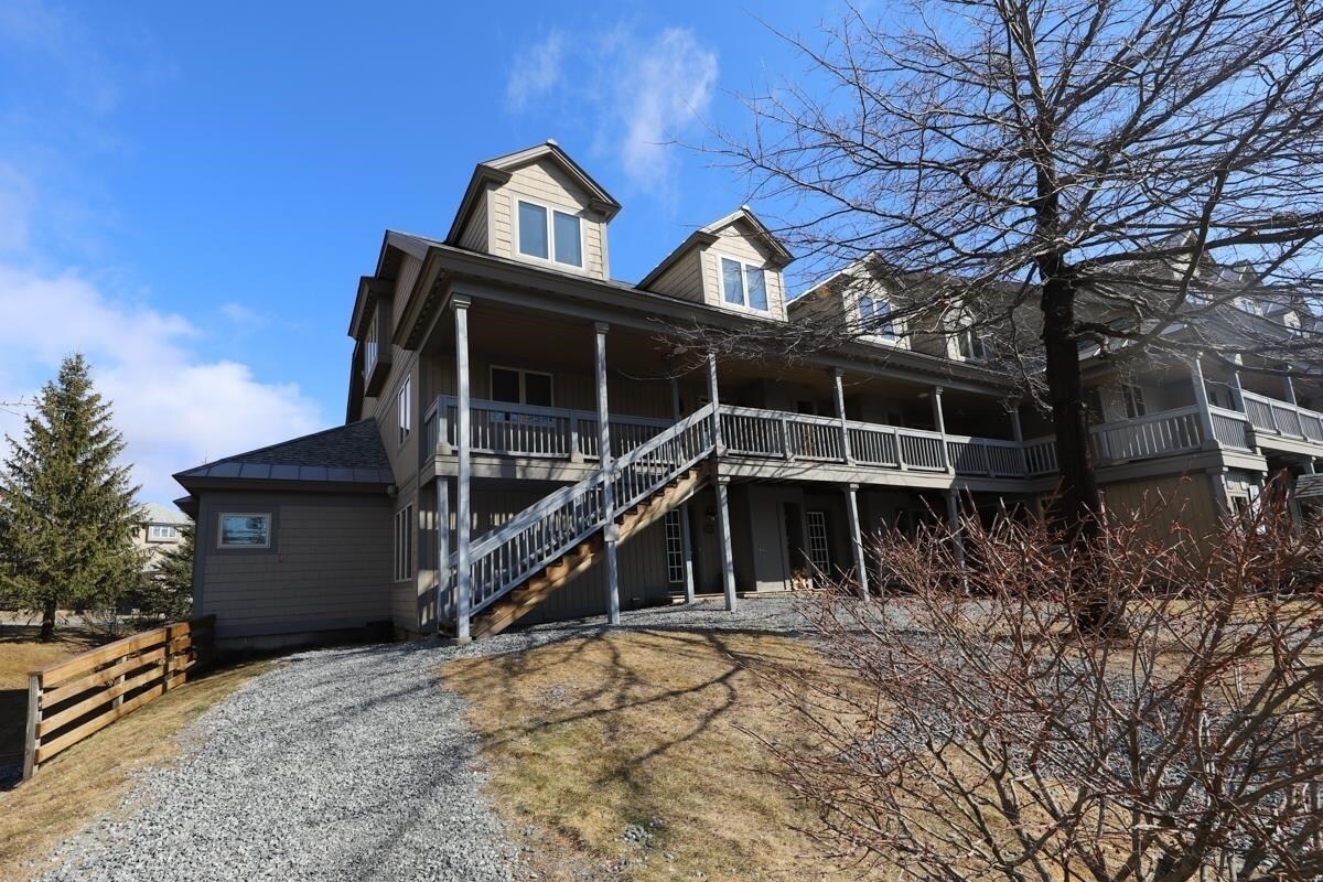 13 Day Break Dr Unit 301, Ludlow, VT 05149 Condo for Rent in Ludlow