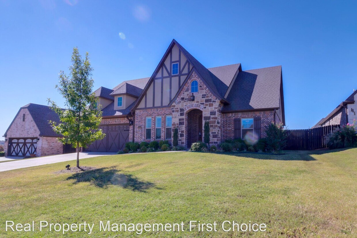 4 br, 3 bath House 8606 Gatehouse Way House Rental in Fort Smith