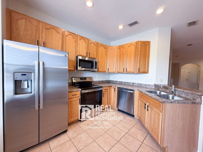 Foto del edificio - 2047 Park Crescent Dr