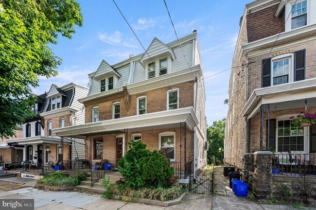 Photo - 3740 Manayunk Ave Townhome