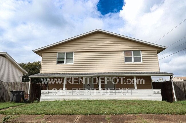 Building Photo - 1401-1403 Jeanette Ave