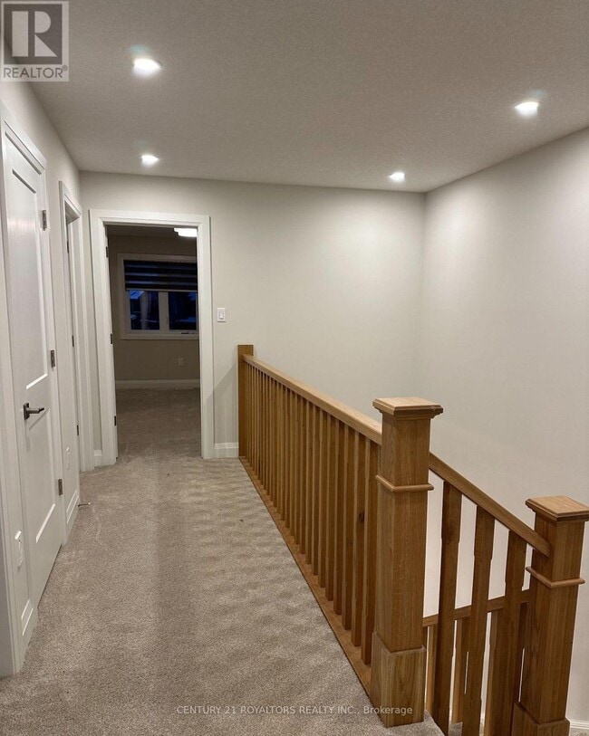 Building Photo - 32 Walker Rd