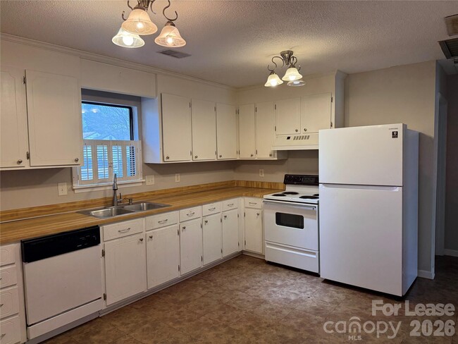 Foto del edificio - 10212 Invershiel Ct