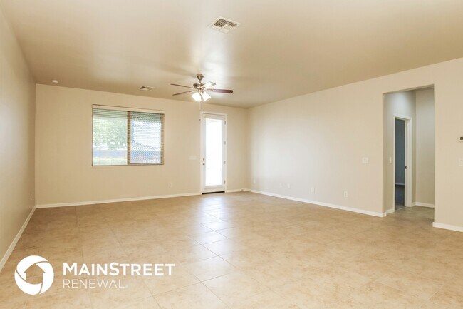 Building Photo - 4710 S 102nd Ln