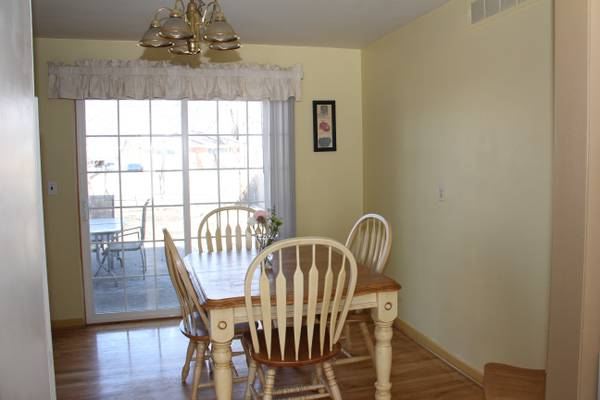 Building Photo - 4 br, 1.5 bath House - 22926 Glenmoor Heights