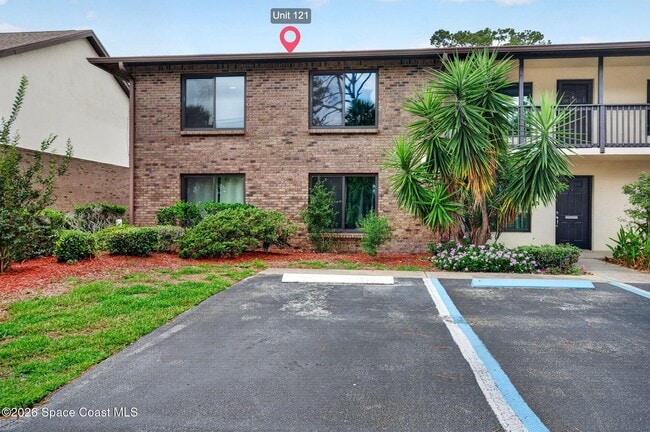 Building Photo - 1515 Huntington Ln