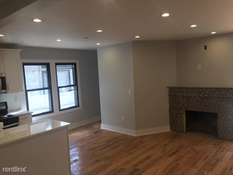 Primary Photo - 2 br, 1 bath Apartment - 185 W 238th St
