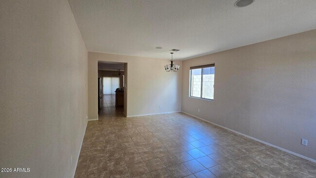 Building Photo - 40720 N Trailhead Way