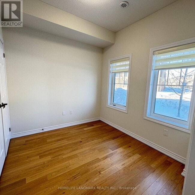 Photo du bâtiment - 43 George Peach Ave