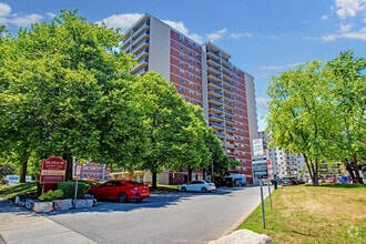 Building Photo - Surrey Lane Apartments