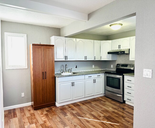 22 Panoramic Ave Unit 22 Panoramic Drive, Pittsburg, CA 94565 Room