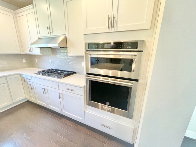 Foto del edificio - 18529 46th Ave SE