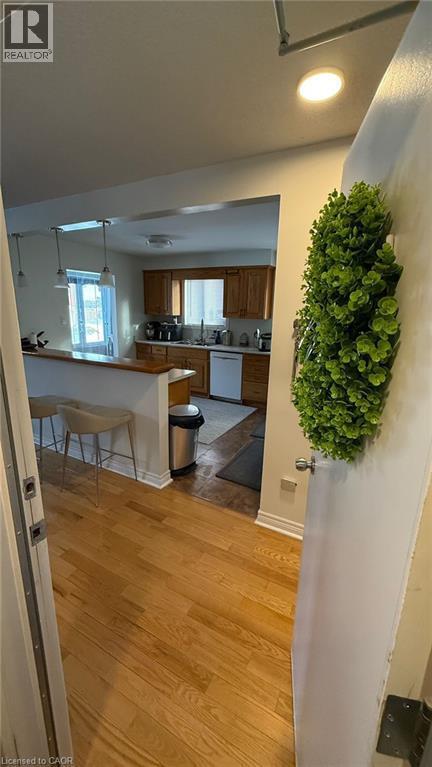 Building Photo - 9 Valerie Ct