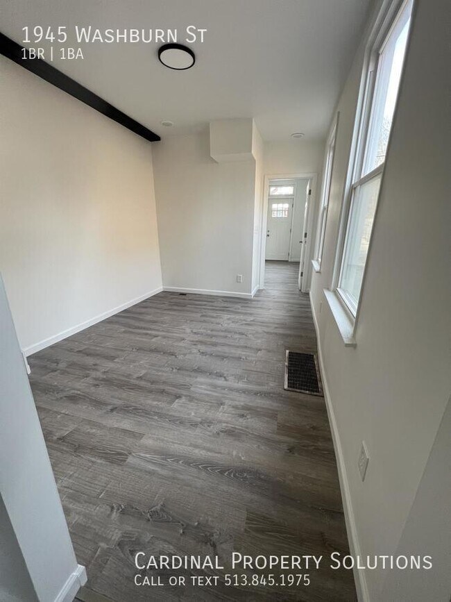 Building Photo - LEASES PENDING | 1 Bed 1 Bath Renovated si...