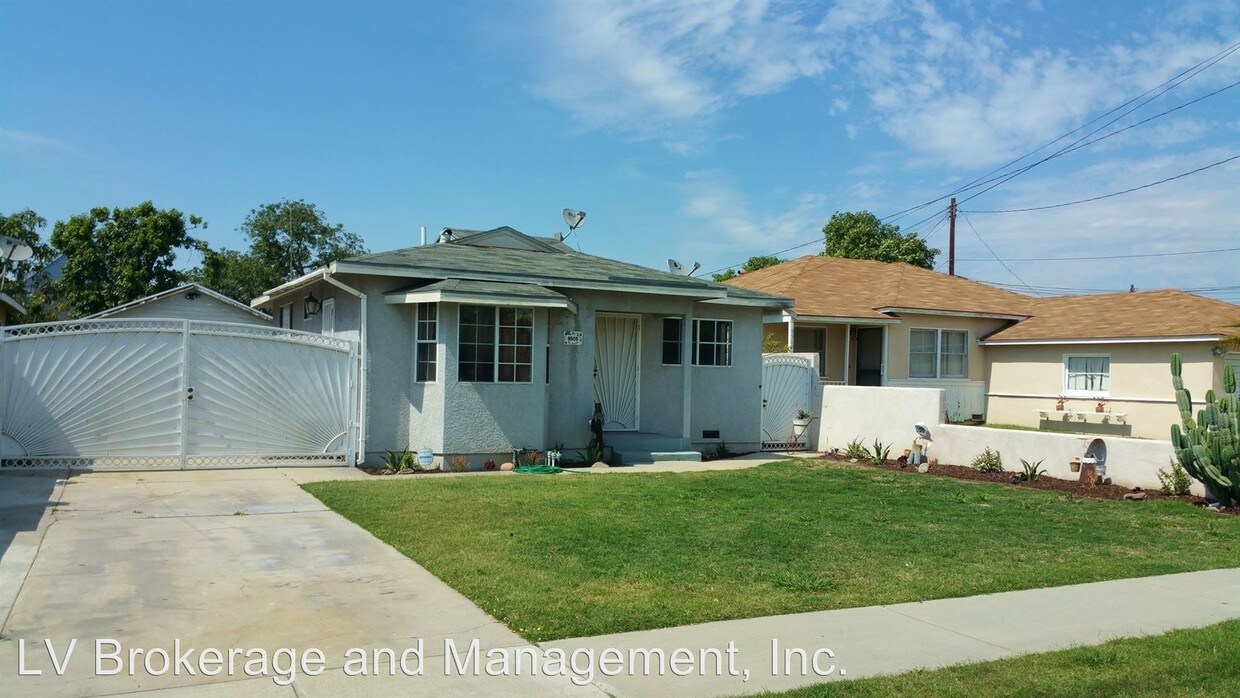 Primary Photo - 9505 Rose St