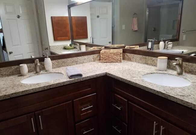 Foto del edificio - 1 bedroom in Pearland TX 77581