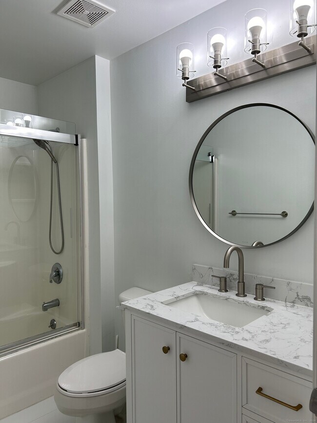 Foto del edificio - 1104 Eaton Ct