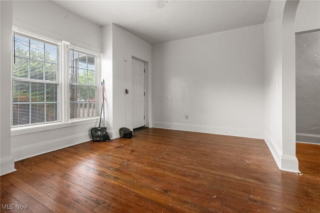 Building Photo - 15416 Waterloo Rd