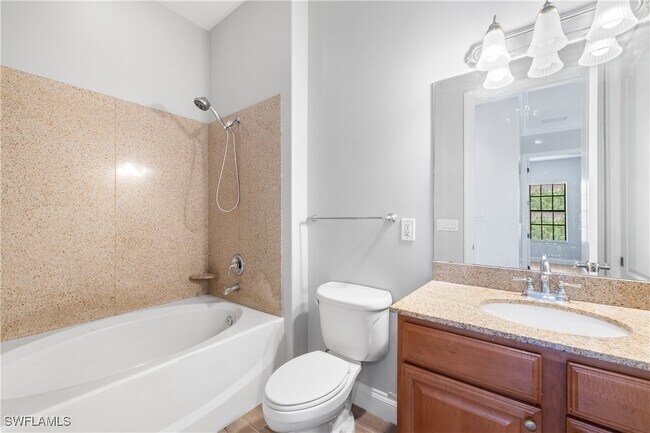 Foto del edificio - 1337 Corso Palermo Ct