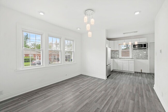 Foto del edificio - 14856 Perry Ave