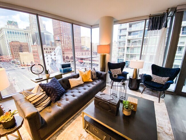 Photo - 205 W Harrison St Apartment