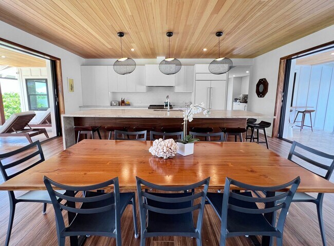 Building Photo - Modern Beachfront Estate w/Private Pool/Spa, Ocean View & AC: Kailua Beach Villa
