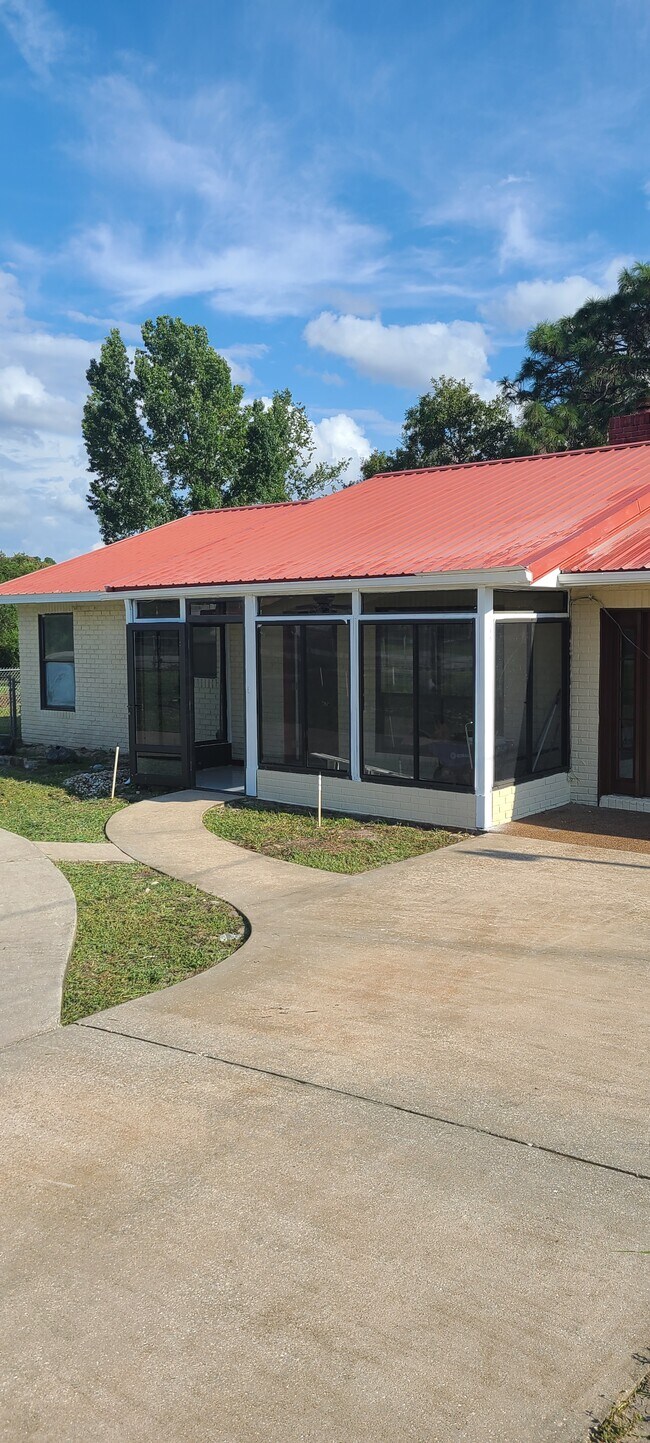 Foto del edificio - 5 Pine Ct Dr