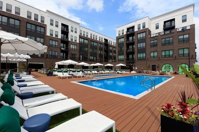 Building Photo - Essex