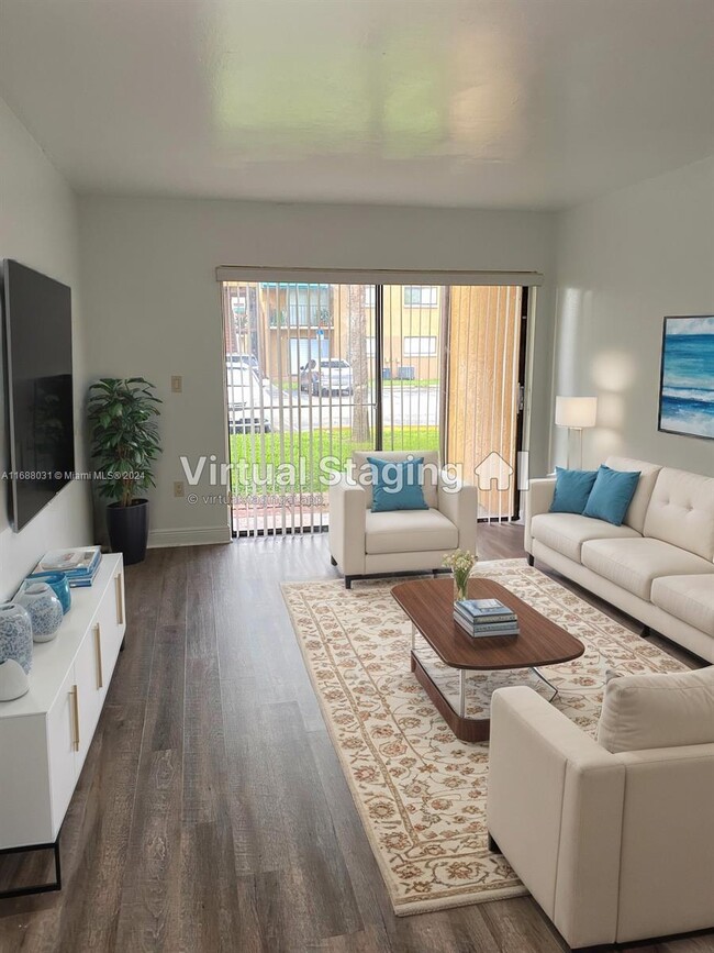 Foto del edificio - 7403 SW 152nd Ave