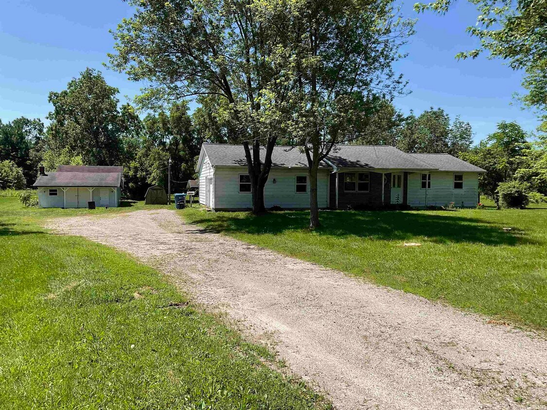 Primary Photo - 13928 Parent Rd