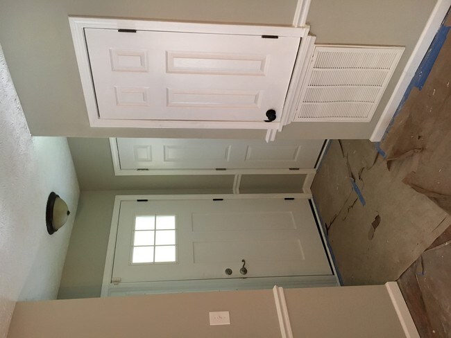 Building Photo - 1658 Kara Ct
