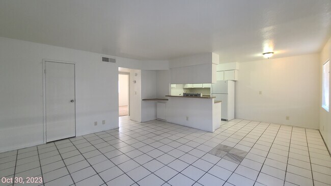 Foto del edificio - 4961 Apollostar Ct