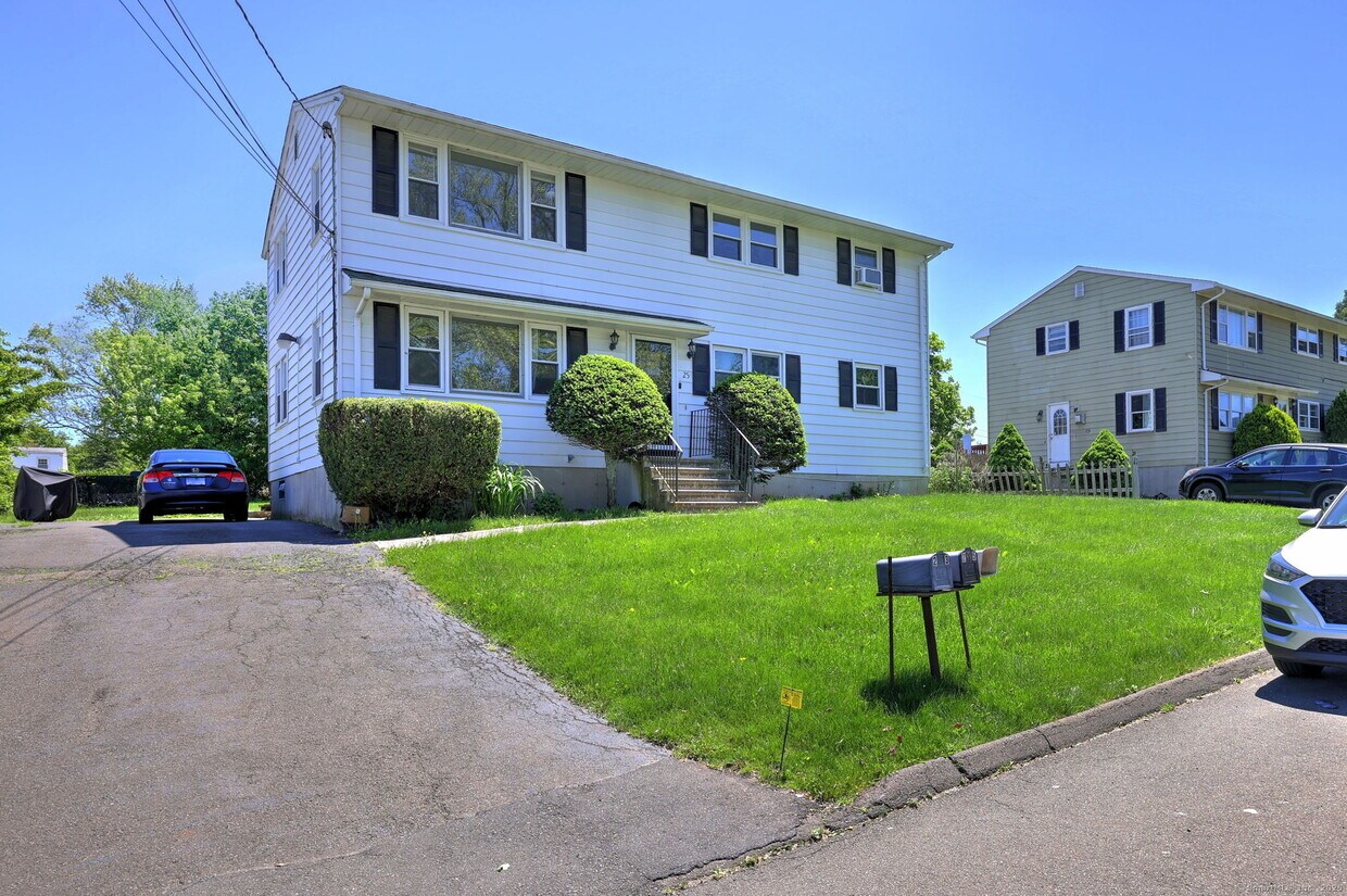 Primary Photo - 23 Gilbert Ln