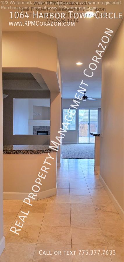 Building Photo - 3-Bedroom Home in the Fairway Village at K...